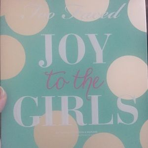 Too Faced Joy to the Girls palette